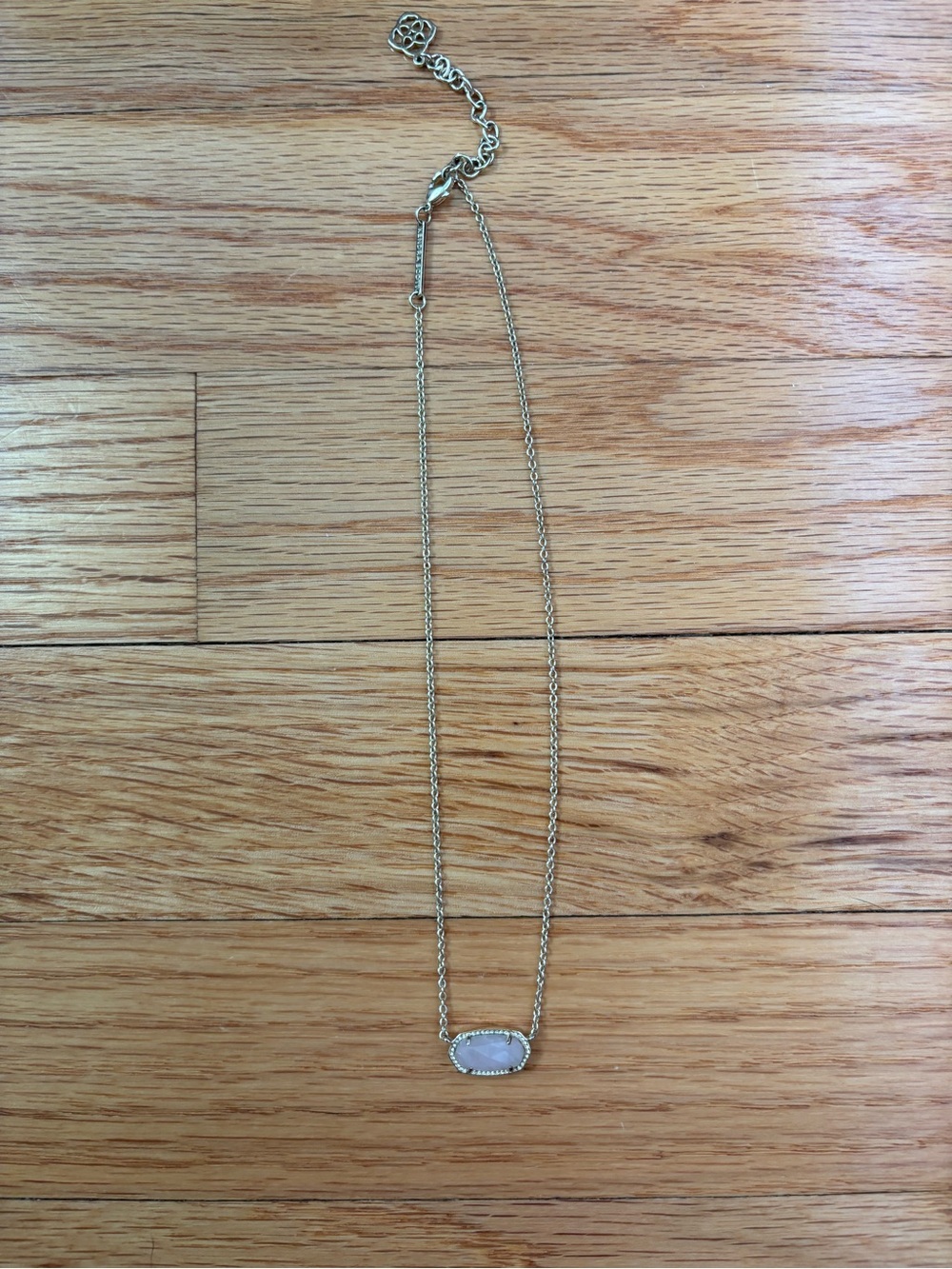 Kendra Scott Elisa Pink Short Pendant Necklace